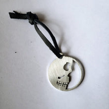 Load image into Gallery viewer, Skull (sideview) Token